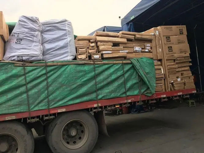 梁山家具托运